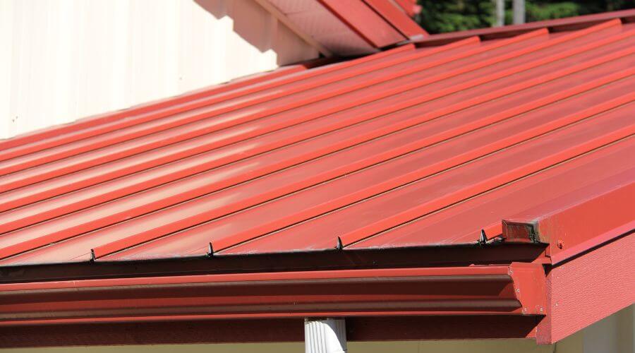 Professional gutter cleaning services in Westmoreland, KS